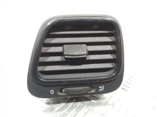 1Q0819709 Дефлектор обдува салона Volkswagen Golf 5 Арт 2_24309, вид 1