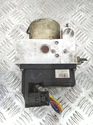 TD8209,47600AR005 Блок ABS Nissan X-Trail T30 Арт 2_18115, вид 1