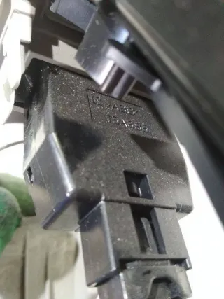 15A685 Кнопка (выключатель) Toyota Prius 2 Арт 2_16946, вид 3