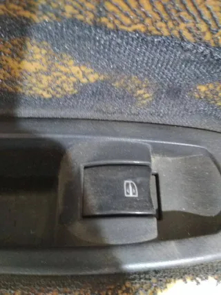  Кнопка стеклоподъемника Renault Koleos Арт 2_15401
