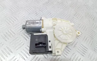 827300003R моторчик стеклоподъемника задний правый Renault Megane 3 Арт 2_14028