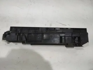 17107524914 Кронштейн радиатора BMW 3 E90/E91/E92/E93 Арт 2_11337