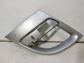 623830001R Заглушка (решетка) в бампер Renault Megane 3 Арт 2_5649, вид 1