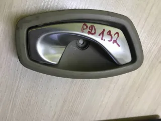 806700005R Ручка внутренняя передняя правая Renault Laguna 3 Арт 2_3724, вид 1
