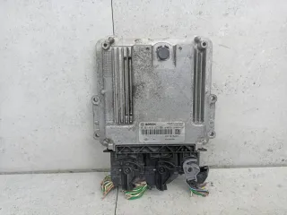 237101620R,237102335R Блок управления двигателем Renault Laguna 3 Арт 37-220, вид 1