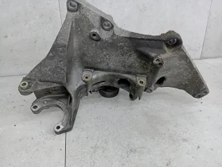 Кронштейн генератора Renault Laguna 2 2005г. 8200183234 - Фото 2