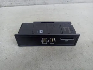 A2058200226 Разъем AUX / USB Mercedes GLC X253 Арт 317-11, вид 1