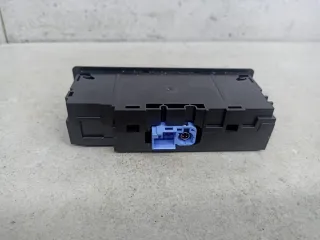 A2058200226 Разъем AUX / USB Mercedes GLC X253 Арт 317-11, вид 3