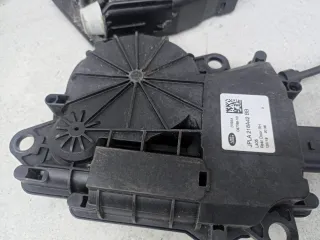 JK5224994AC,JPLA218A42BB замок двери задней правой Land Rover Range Rover 4 Арт 29-22-49, вид 4