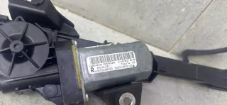 A2058600282 Механизм подачи ремня безопасности правый Mercedes C W205 Арт 548-1, вид 3