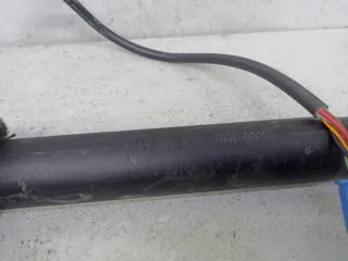 A1668900000 Амортизатор крышки багажника (3-5 двери) Mercedes ML/GLE W166 Арт 169-16, вид 3