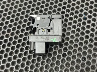 7P1927225C Кнопка ручного тормоза (ручника) Volkswagen Touareg 2 Арт 3_2720, вид 3