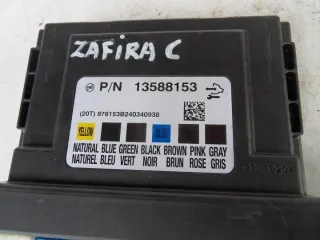 2012-2016 13588153 Блок предохранителей Opel Zafira C Арт e6818533, вид 3