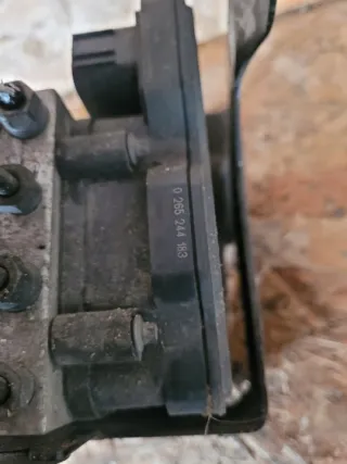 9810768180 Блок ABS Peugeot 308 2 Арт e10618192, вид 3