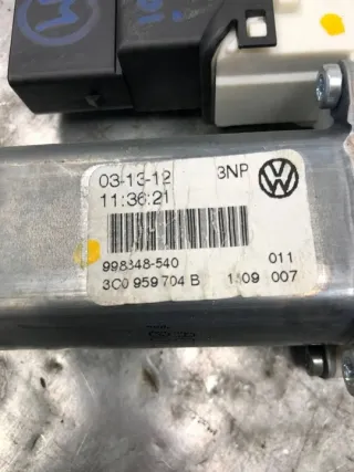 3C0959704B Моторчик стеклоподъемника Volkswagen Golf 6 Арт e10620755, вид 4
