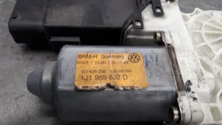1J1959802D 9776-101434-202 Моторчик стеклоподъемника Volkswagen Golf 4 Арт e10620827, вид 2