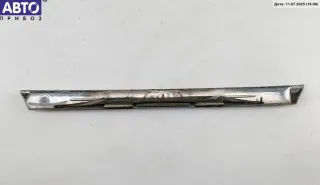 98AB143404AB Накладка подсветки номера Ford Focus 1 Арт 55099409, вид 2