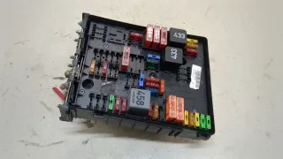 1K0937124K Блок предохранителей Skoda Octavia A5 Арт 20409759, вид 1