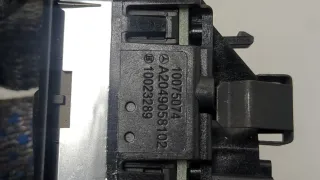 A2049058102 Кнопка стеклоподъемника заднего правого  Mercedes GL X166 Арт 20409881, вид 2