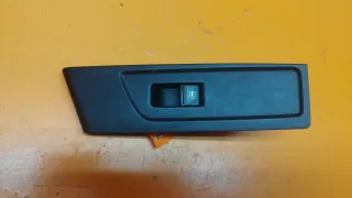3AB857858  Кнопка стеклоподъемника переднего правого Volkswagen Passat B7 Арт 01016973, вид 1