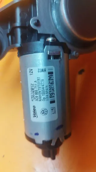 3C9955711A  Моторчик заднего стеклоочистителя (дворника) Volkswagen Passat B6 Арт 01014166v1, вид 4