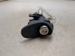 Кнопка открытия багажника Toyota Yaris 1 2003г. 897080D010 - Фото 5