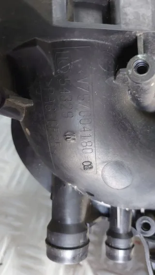 V757004180 Коллектор впускной Peugeot 308 1 Арт e3418979, вид 4