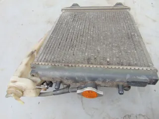 4221716575 1227504081 Радиатор (основной) Daihatsu Sirion Арт e3872867, вид 4