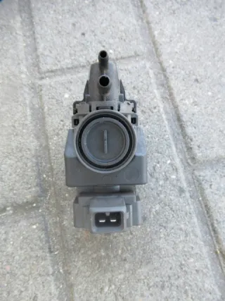 149568021R Клапан электромагнитный Renault Clio 4 Арт e5172596, вид 1