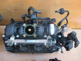 Z12XEP Z14XEP 0280600072 0280600069 0280600046 0280600067 55557906 55557904 55559829 55559836 Коллектор впускной Opel Corsa C Арт e5706660, вид 2