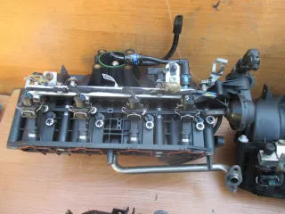 Z12XEP Z14XEP 0280600072 0280600069 0280600046 0280600067 55557906 55557904 55559829 55559836 Коллектор впускной Opel Corsa C Арт e5706660, вид 6