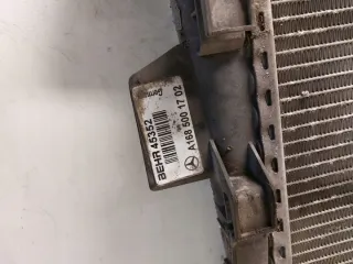 A1685001702 A1688300858 A1685004304 Радиатор (основной) Mercedes A W168 Арт e7327712, вид 3