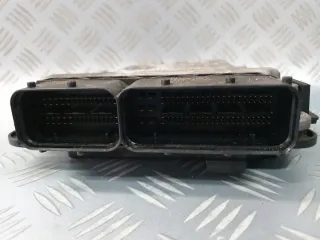 55583654 0281018454 Блок управления двигателем Opel Astra J Арт e7392395, вид 3