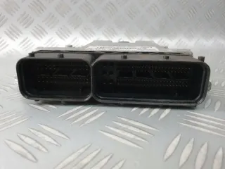 55579447 0281030852 Блок управления двигателем Opel Astra J Арт e7411585, вид 3