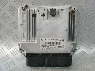 55579447 0281018457 Блок управления двигателем Opel Zafira C Арт e7411695, вид 1