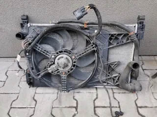 55703932 55703930 557039260 Радиатор (основной) Opel Corsa D Арт e7583855, вид 1