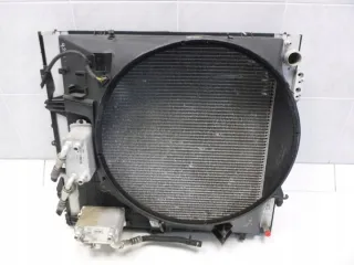 PCC500370 PCC500370, PBC500180, PFZ50020, JRB500220, 500220 500180 M1202002 PBC500180 PFZ50020 JRB500220 Радиатор (основной) Land Rover Range Rover 3 Арт e8052800, вид 3
