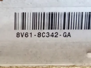 2012-2014 8V61-8C607-R 8V61-8C342-GA DV61-19L440-AC DV61-19710-BC Радиатор (основной) Ford Kuga 2 Арт e8859416, вид 8