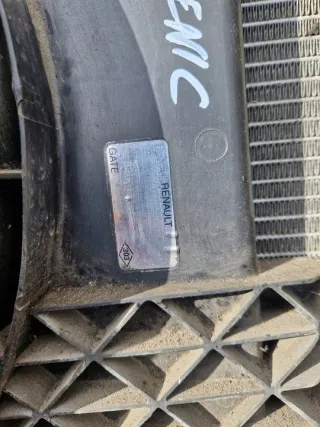8200357536 Радиатор (основной) Renault Scenic 2 Арт e9520108, вид 2