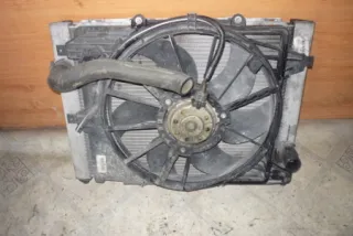  Радиатор (основной) Renault Clio 2 Арт e9677325, вид 2