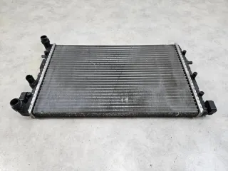 6Q0121253Q Радиатор (основной) Seat Ibiza 3 Арт e9688754, вид 3