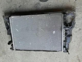 31353084 31353295 Радиатор (основной) Volvo V60 1 Арт e9787063, вид 1