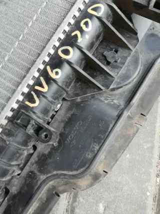 31353084 31353295 Радиатор (основной) Volvo V60 1 Арт e9787063, вид 4