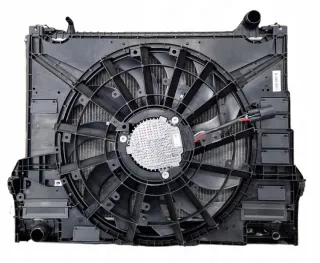 HK83-8005-AB GX7319710BC HK83-8C607-CG Радиатор (основной) Jaguar F-Pace Арт e10520098, вид 1