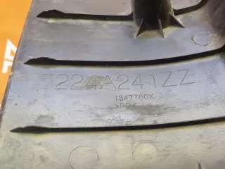 7224A154XA, 7224A241ZZ, 9 Обшивка двери багажника верхняя Mitsubishi Outlander 3 Арт 310647PM, вид 8