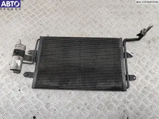 1J0820411D Радиатор охлаждения (конд.) Volkswagen Bora Арт 55127071, вид 1
