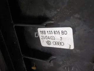 06B133837AE Корпус воздушного фильтра Audi A4 B6 Арт AM52448306, вид 9