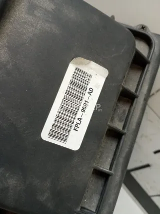 FPLA9601AD Корпус воздушного фильтра Land Rover Range Rover 4 Арт AM90393919, вид 8