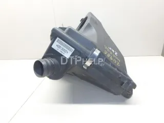 13718512599 Корпус воздушного фильтра BMW 3 E90/E91/E92/E93 Арт AM70179650, вид 4