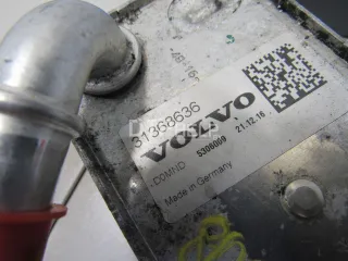 31368636 Радиатор масляный Volvo V60 1 Арт AM80964481, вид 3